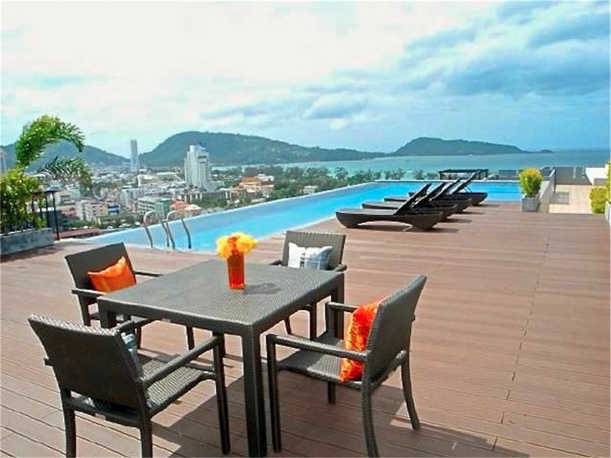 Bliss Patong 2 Bedrooms Apartment Esterno foto
